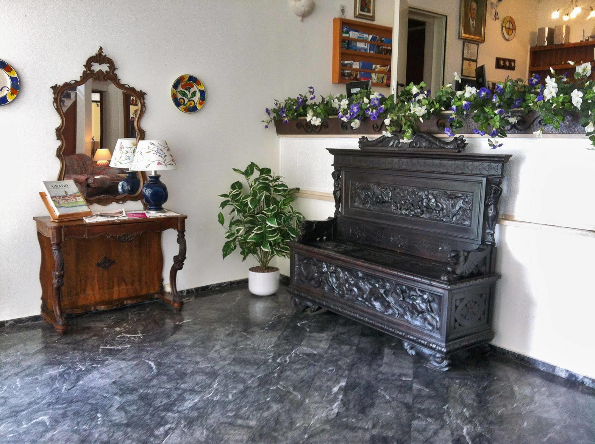Hotel Helvetia Grado Kültér fotó