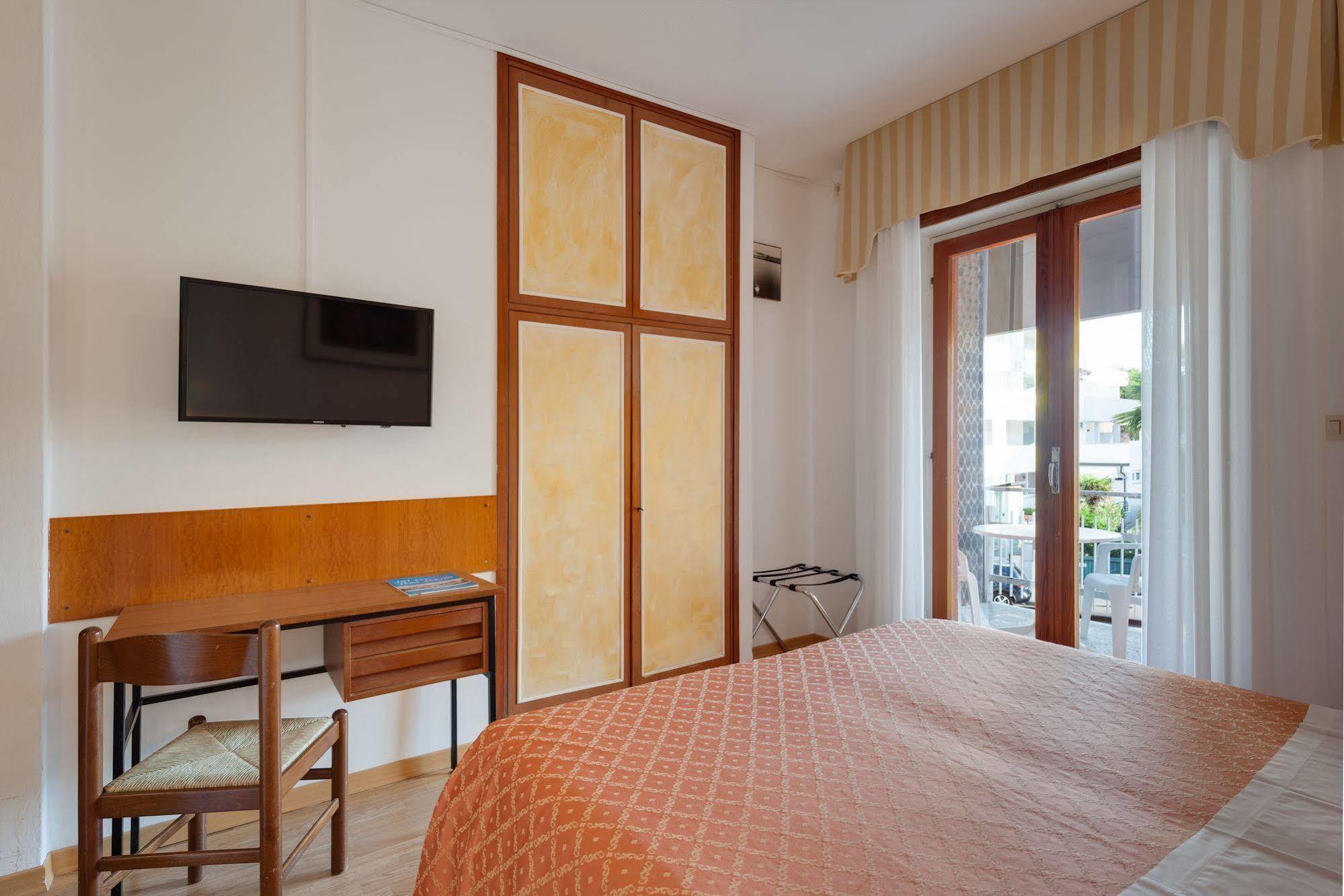 Hotel Helvetia Grado Kültér fotó